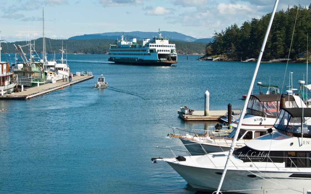 Ferry arriving Friday Harbor